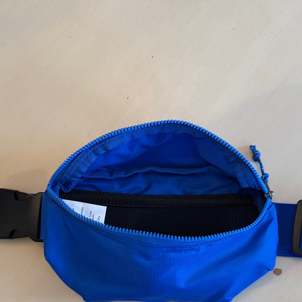 Brooks Vibrant Blue Waist/Fanny Pack - Picture 5 of 6